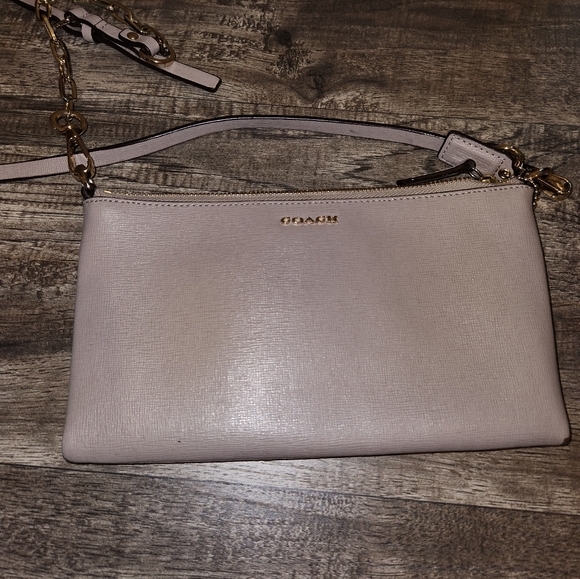 Coach Crossbody - Picture 10 of 16